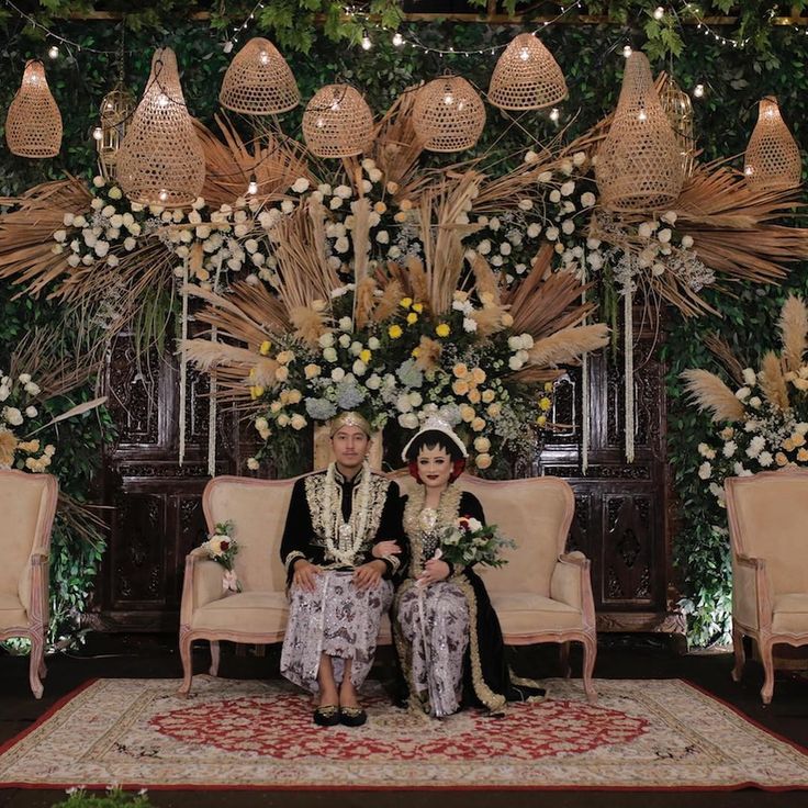 Foto pengantin adat jawa modern